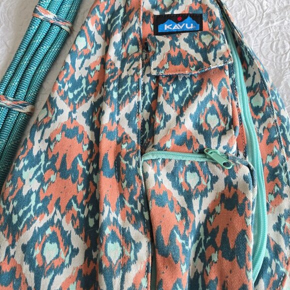 Kavu Rope Sling Bag Canvas Coral & Turquoise Ikat Print Adjustable Strap Pockets - Picture 2 of 8
